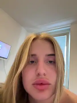 yourhornyslut online show from 07-30-26, 05:34