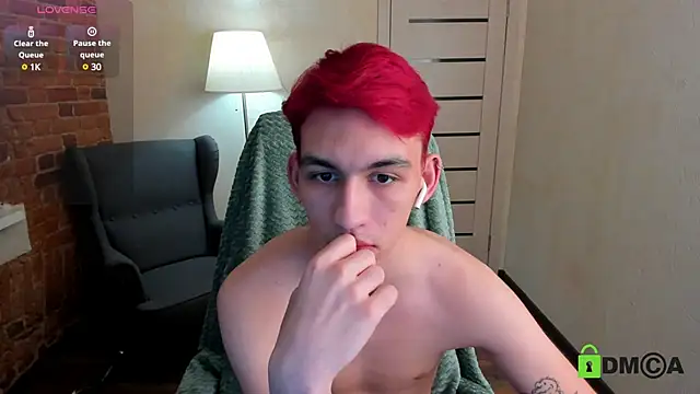 Snapshot of Ul_Tima chatting on 01-12-25, 03:07 Ul Tima online show from 01-12-25, 03:07