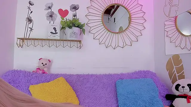 Ariadna Evangeline online show from 10-14-25, 06:03