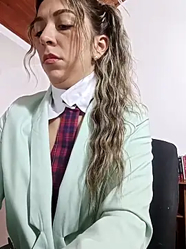 rachellboom online show from 10-31-25, 10:22