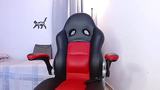 Snapshot of lous_g chatting on 02-12-25, 03:07 lous g online show from 02-12-25, 03:07