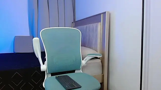 lous g online show from 07-22-26, 02:14