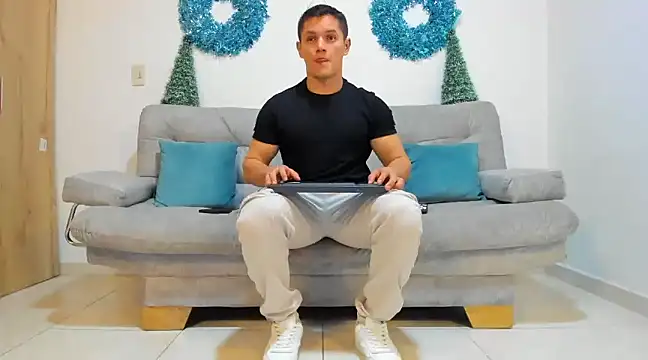 julian wallace online show from 01-04-25, 01:21