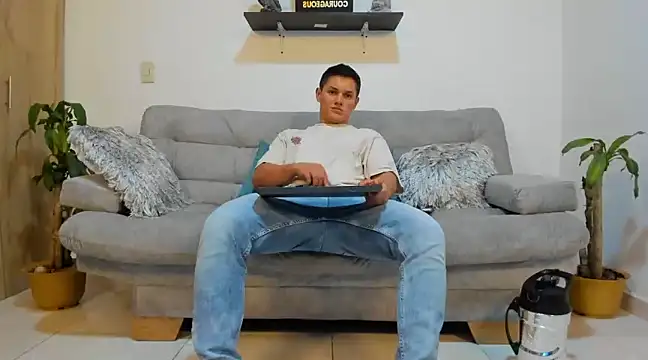 julian wallace online show from 01-21-25, 03:37