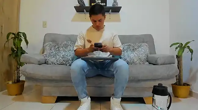 julian wallace online show from 01-21-25, 02:26