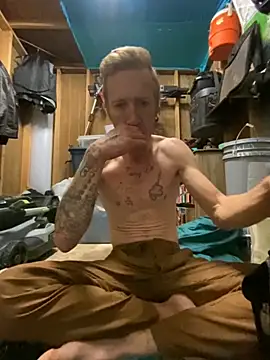 bentoverblonde online show from 10-28-25, 01:47