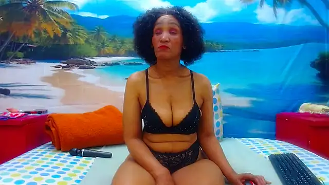 Snapshot of KARLASKYYxx chatting on 07-17-26, 04:12 KARLASKYYxx online show from 07-17-26, 04:12