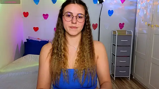 Snapshot of sophia_euphoriaa chatting on 02-06-26, 08:51 sophia euphoriaa online show from 02-06-26, 08:51