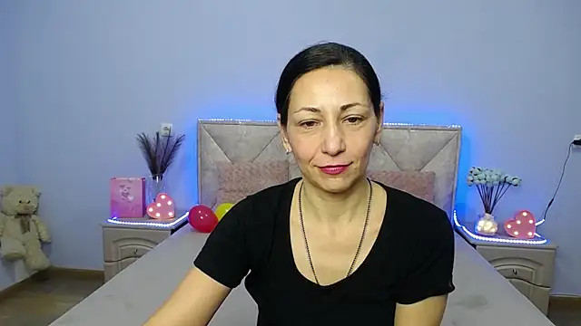 Snapshot of LiluGrants chatting on 01-11-25, 07:16 LiluGrants online show from 01-11-25, 07:16