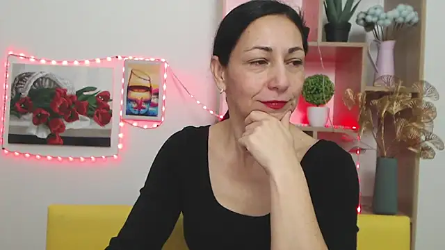 Snapshot of LiluGrants chatting on 01-17-25, 07:05 LiluGrants online show from 01-17-25, 07:05
