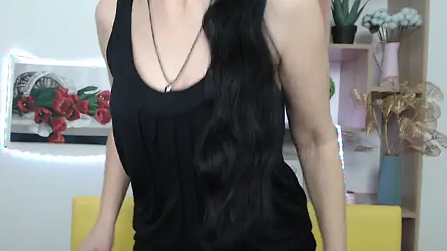 Snapshot of LiluGrants chatting on 01-18-25, 10:06 LiluGrants online show from 01-18-25, 10:06
