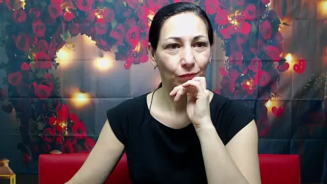 Snapshot of LiluGrants chatting on 01-21-25, 10:19 LiluGrants online show from 01-21-25, 10:19