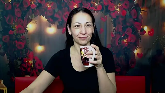 Snapshot of LiluGrants chatting on 02-05-25, 10:44 LiluGrants online show from 02-05-25, 10:44