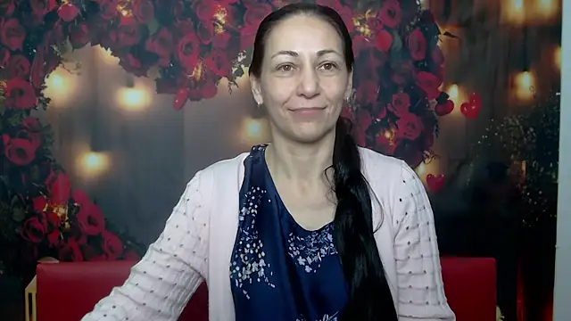 Snapshot of LiluGrants chatting on 02-07-25, 04:37 LiluGrants online show from 02-07-25, 04:37