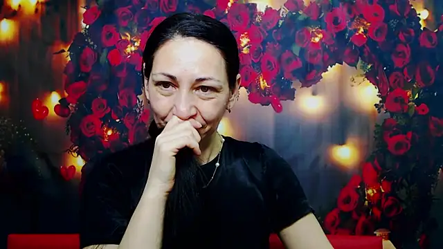 Snapshot of LiluGrants chatting on 02-10-25, 10:19 LiluGrants online show from 02-10-25, 10:19
