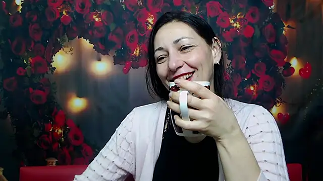Snapshot of LiluGrants chatting on 03-05-25, 01:21 LiluGrants online show from 03-05-25, 01:21