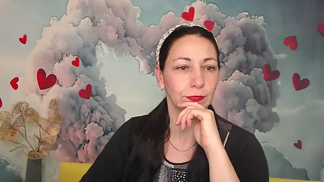 Snapshot of LiluGrants chatting on 03-08-25, 11:18 LiluGrants online show from 03-08-25, 11:18