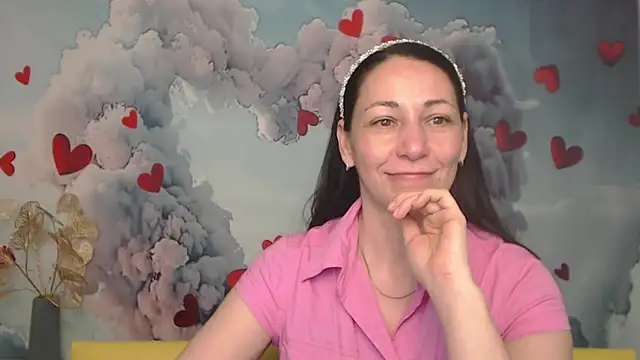 Snapshot of LiluGrants chatting on 03-11-25, 10:20 LiluGrants online show from 03-11-25, 10:20