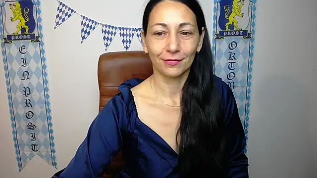 Snapshot of LiluGrants chatting on 10-05-25, 06:17 LiluGrants online show from 10-05-25, 06:17