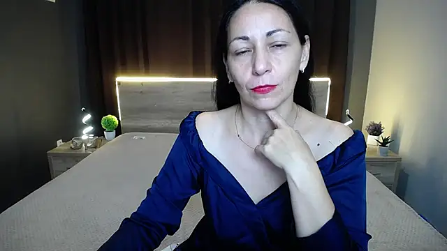 Snapshot of LiluGrants chatting on 10-09-25, 06:06 LiluGrants online show from 10-09-25, 06:06