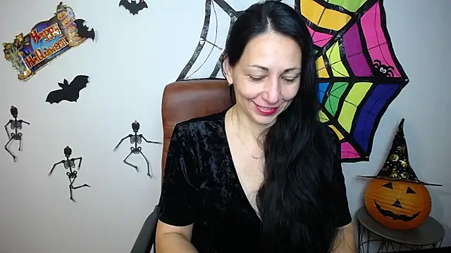 Snapshot of LiluGrants chatting on 10-16-25, 06:20 LiluGrants online show from 10-16-25, 06:20