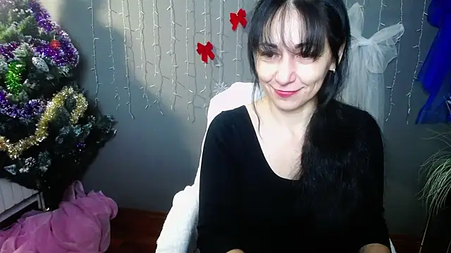 Snapshot of LiluGrants chatting on 12-20-25, 07:10 LiluGrants online show from 12-20-25, 07:10