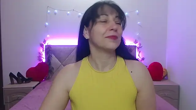 Snapshot of LiluGrants chatting on 02-02-26, 07:12 LiluGrants online show from 02-02-26, 07:12