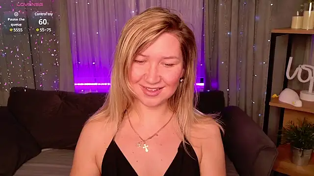 MilaBott online show from 02-03-25, 08:24