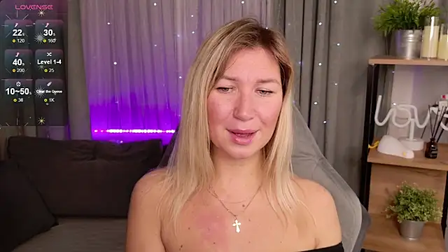 MilaBott online show from 09-25-25, 08:12