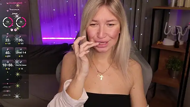 MilaBott online show from 10-18-25, 08:15