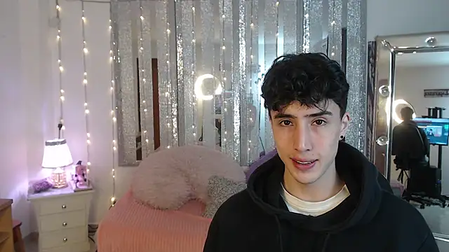 gojo satoru 18 online show from 01-21-25, 12:07