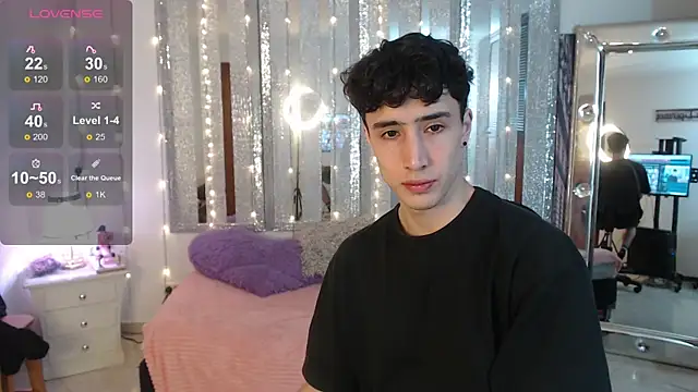 gojo satoru 18 online show from 01-31-25, 11:46