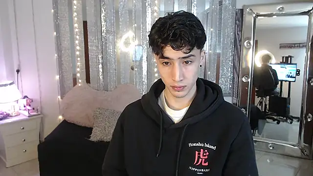 gojo satoru 18 online show from 02-11-25, 11:32