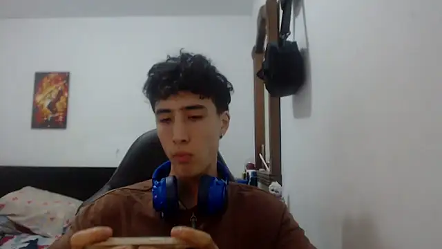 gojo satoru 18 online show from 09-25-25, 11:25