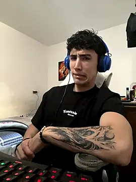 Snapshot of gojo_satoru_18 chatting on 01-06-26, 06:11 gojo satoru 18 online show from 01-06-26, 06:11