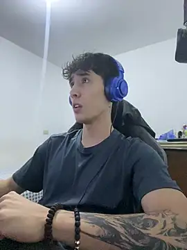 Snapshot of gojo_satoru_18 chatting on 03-02-26, 02:47 gojo satoru 18 online show from 03-02-26, 02:47