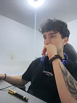 gojo satoru 18 online show from 03-14-26, 10:59