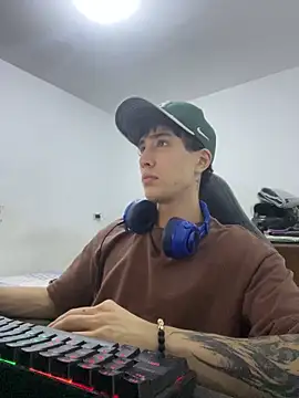 gojo satoru 18 online show from 04-07-26, 09:15