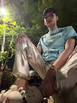 HotStar yes online show from 03-31-26, 02:24