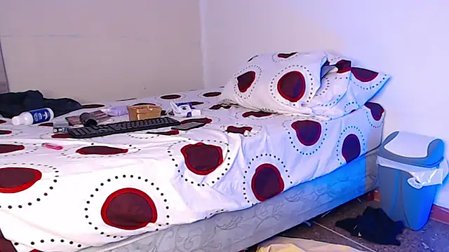 Snapshot of Logan_cocky chatting on 01-17-25, 07:19 Logan cocky online show from 01-17-25, 07:19