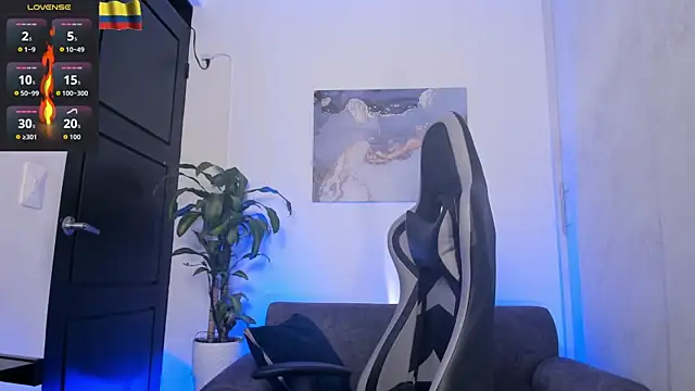 Yeiko Romero  online show from 11-07-25, 09:04