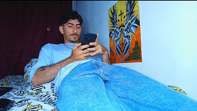 Thomass00 online show from 10-18-25, 12:02