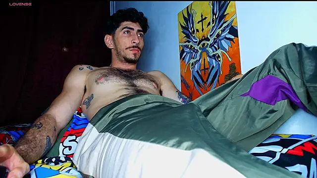 Thomass00 online show from 11-10-25, 01:04