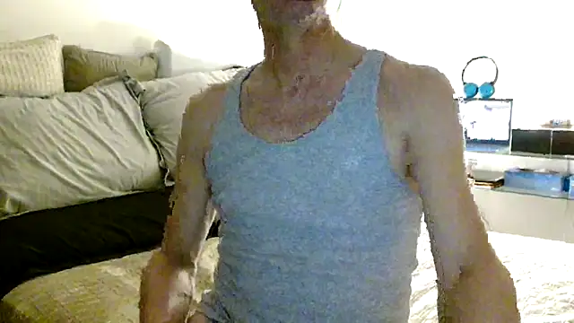 ImYourXtoy online show from 05-02-26, 08:58