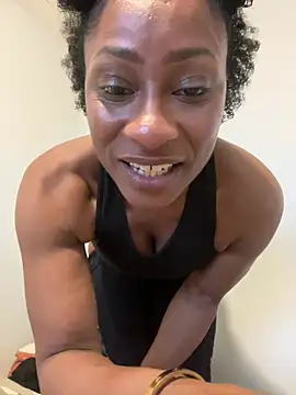 Snapshot of wynterheat chatting on 01-28-25, 03:04 wynterheat online show from 01-28-25, 03:04