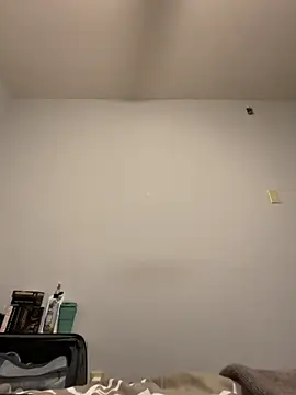 Snapshot of wynterheat chatting on 02-10-25, 08:53 wynterheat online show from 02-10-25, 08:53