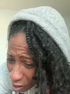 Snapshot of wynterheat chatting on 02-22-25, 03:47 wynterheat online show from 02-22-25, 03:47