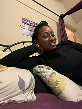 Snapshot of wynterheat chatting on 03-04-25, 05:53 wynterheat online show from 03-04-25, 05:53