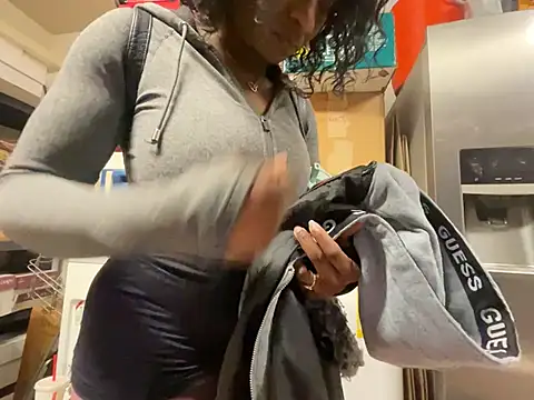 wynterheat online show from 03-12-26, 03:45