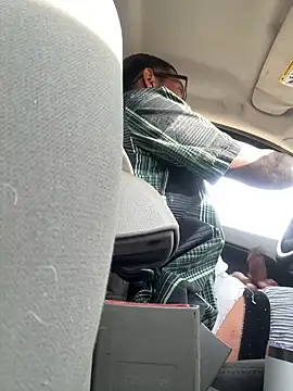 Snapshot of Daniel7131 chatting on 01-01-25, 10:24 Daniel7131 online show from 01-01-25, 10:24